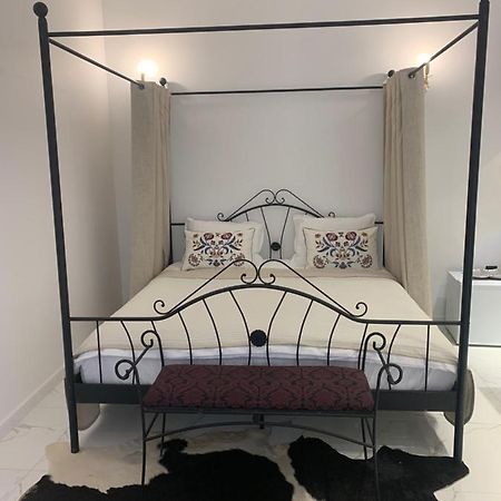 Tiltu 5 Jacuzzi Apartment Klaipeda Luaran gambar