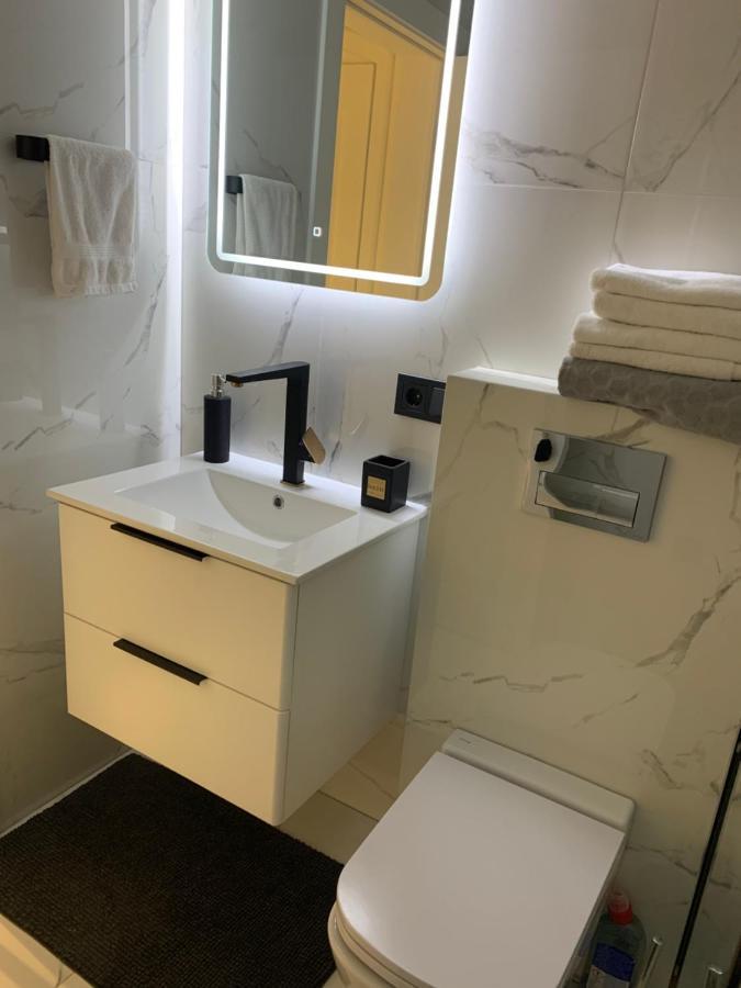 Tiltu 5 Jacuzzi Apartment Klaipeda Luaran gambar