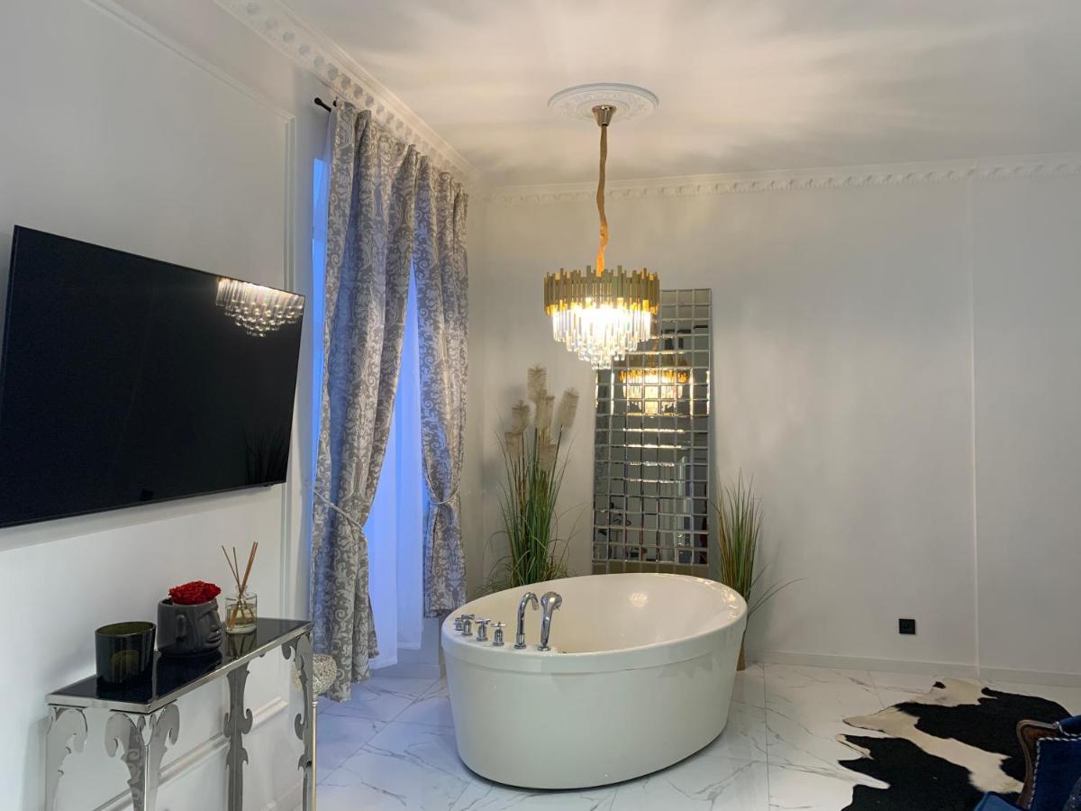 Tiltu 5 Jacuzzi Apartment Klaipeda Luaran gambar